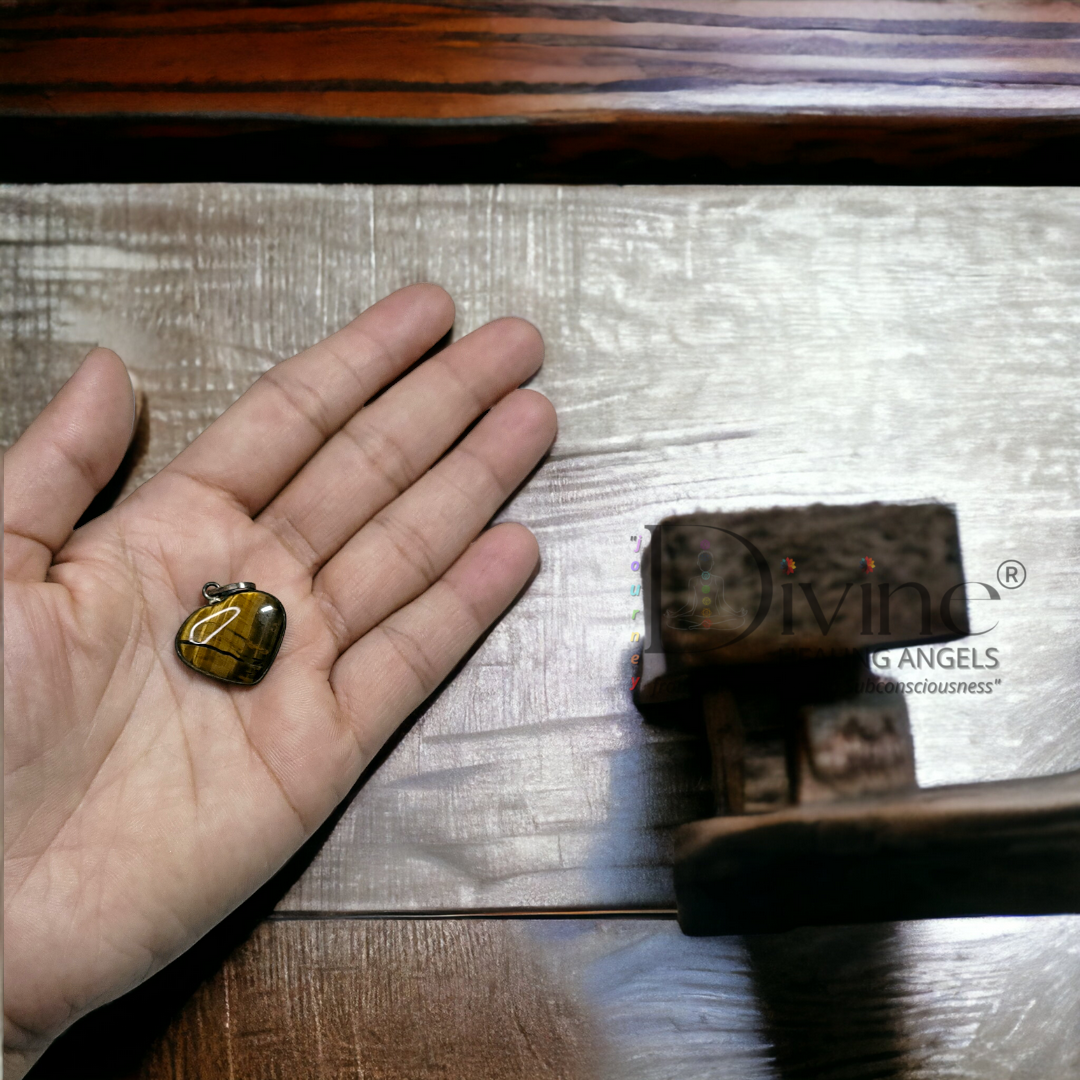 TIGER EYE HEART PENDANT