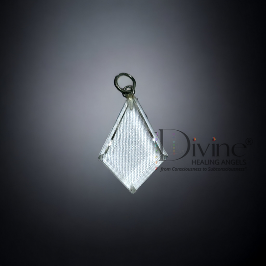 CLEAR QUARTZ PENDANT-DIAMOND SHAPE