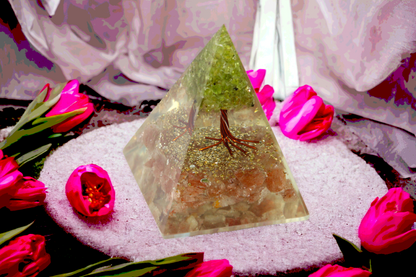 SUNSTONE ORGONITE PYRAMID