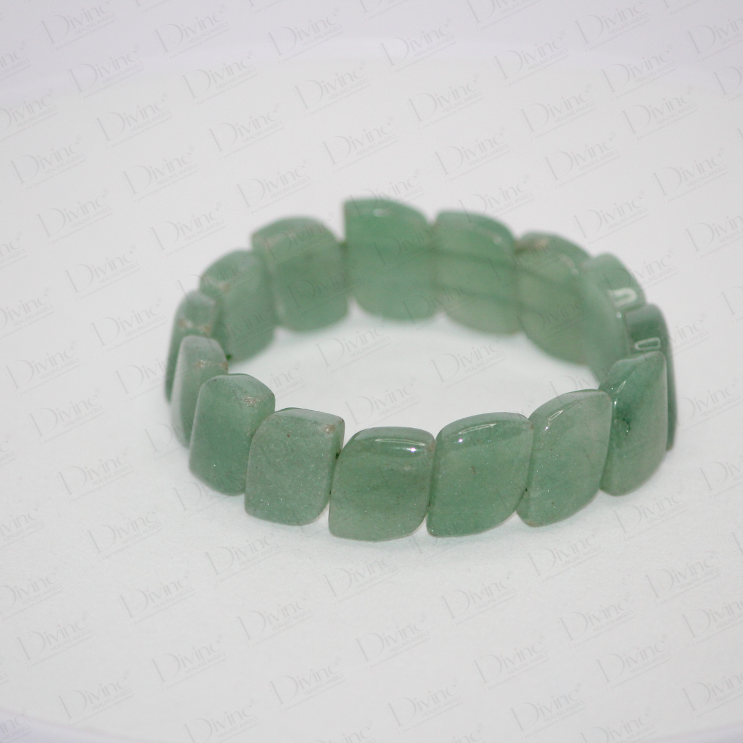 GREEN AVENTURINE BRACELET-OVAL FACETED